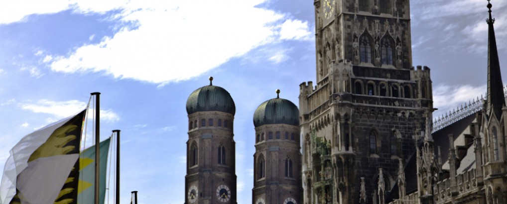 Rathaus und Frauenkirche